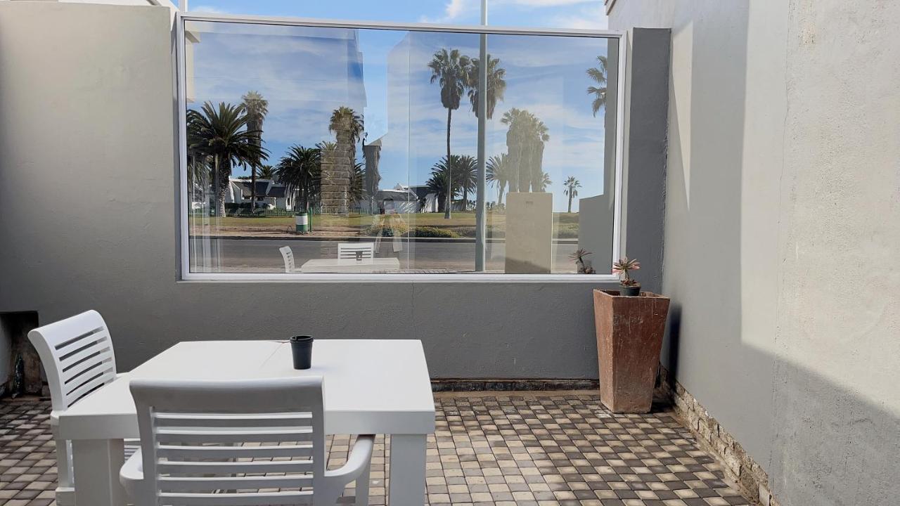 Aha! Cheers Guesthouse 拾间-海 Walvis Bay Exterior foto